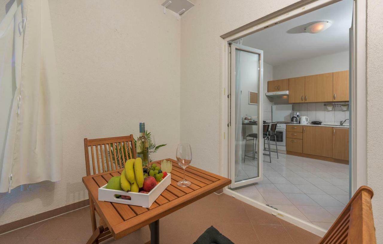 Apartment Green With Balcony Nova Vas (Porec) Exterior foto