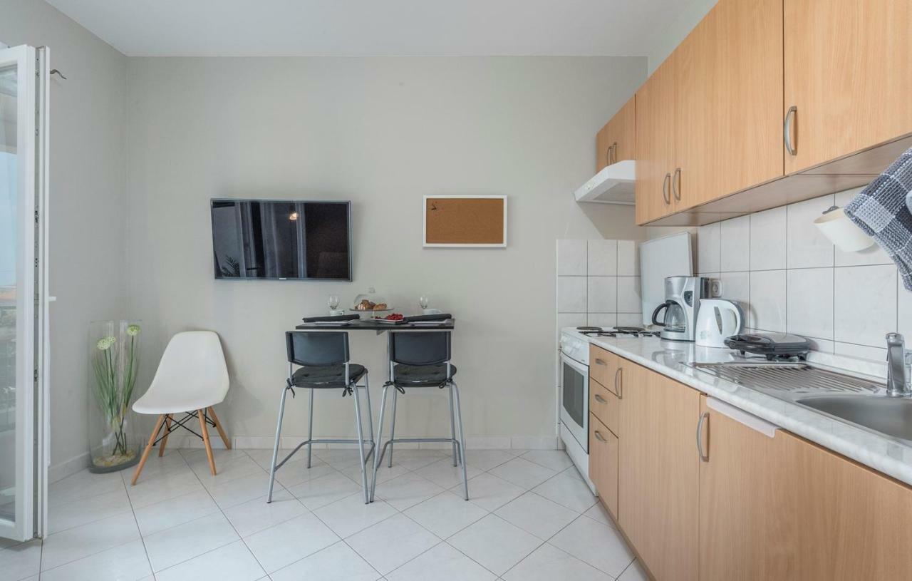 Apartment Green With Balcony Nova Vas (Porec) Exterior foto